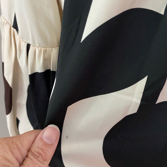 Becky & Max Black & Cream Abstract Print Dress - Picture 5 of 8